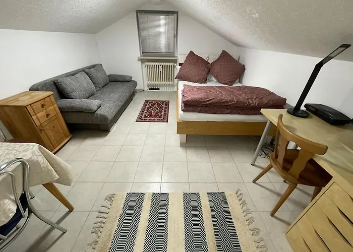 Comfortable In Commercial Centre * Unterhaching